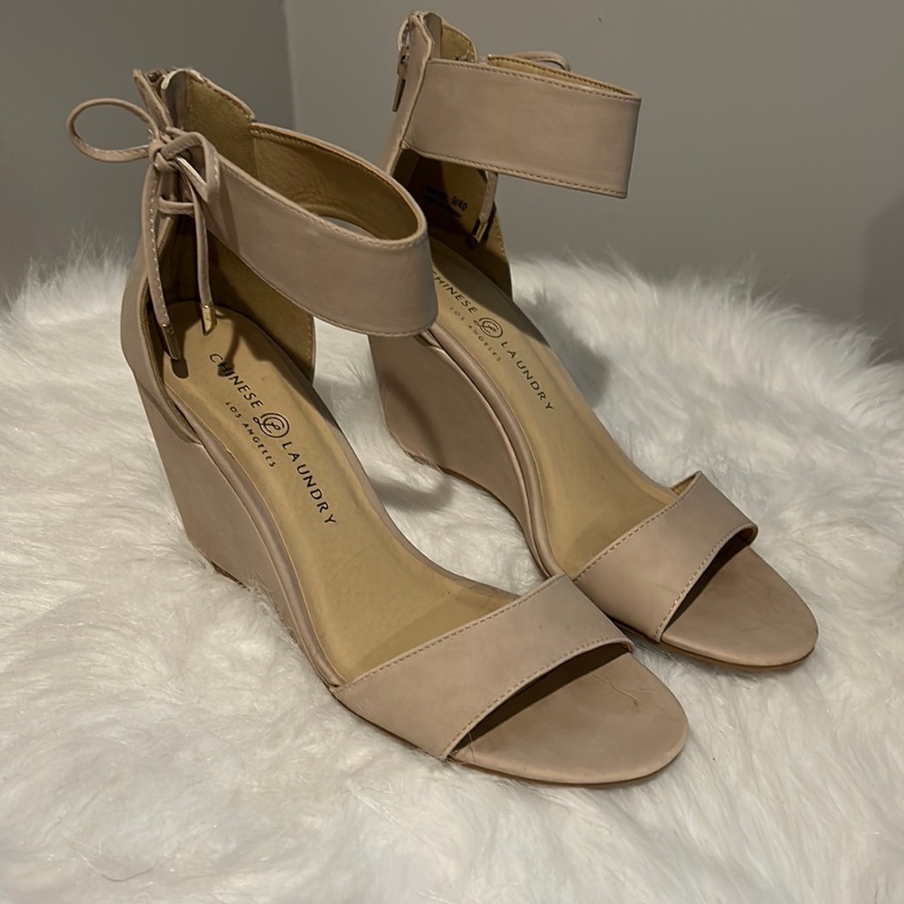 Chinese Laundry Wedge Sandals